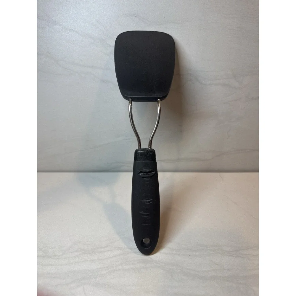 OXO Good Grips Large Silicone Turner Spatula Pancake Flipper Black Nylon Handle
